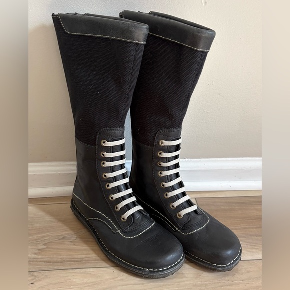 Simple Black Leather Tall Boots - Picture 3 of 9